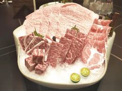 M11澳洲谷饲雪花肥牛-余欢领鲜火锅(新街口店)
