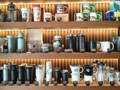 -星巴克(西藏路店)