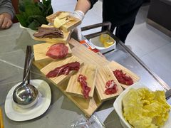 -宴全牛粤来越牛潮汕鲜牛肉火锅(海州万达广场店)