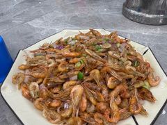 炸河虾-银峰农庄·特色烧鸡·鲜无花果浸鸡