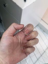 -蜜丝卡伦美甲美睫半永久