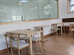 -simple hut简屋咖啡