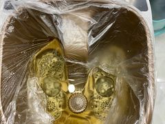 -世龙世家灰指甲·甲沟炎·跖疣护理·修脚(东江湾路店)