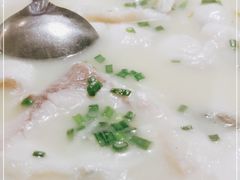 -小草房川菜馆(华茂街店)