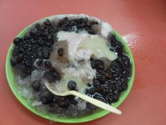 红豆炼乳刨冰-王中王刨冰