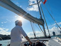 -三亚游船旅游中心(三亚鹿回头游艇游船公共码头店)
