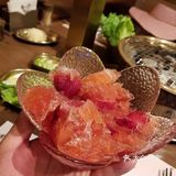 沈阳美女特意带我在上海吃一下家乡的品牌烤肉店