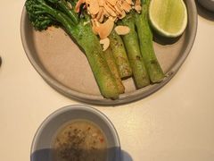 烤西兰花苔-胡麻(静安嘉里店)