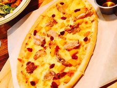 -I HOLIC艾豪丽披萨(KKone店)