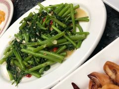 -光海鲜鱼翅餐厅(叻差拉披色路店)
