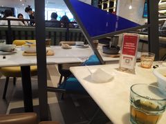 -港丽餐厅(高德置地店)