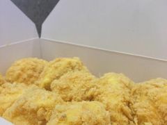 柠檬酸奶酥松小贝-鲍师傅糕点(江苏路店)