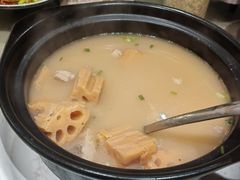 -莲餐厅·湖北菜·潜江小龙虾店(愚园路店)