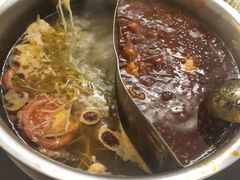 -岗上渣渣老火锅(两路口店)