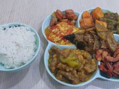 -晓宇盒饭(民安街店)