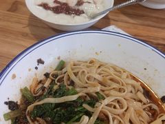 -车沾巷·重庆老味豌杂面