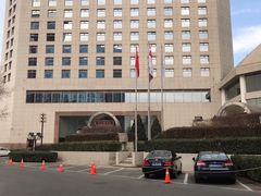 -亮马河大厦停车场