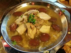 -靠山屯东北农家菜(八龙桥雅苑店)