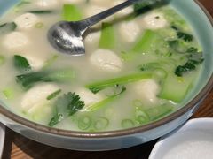 小馆鱼丸汤-奕景小馆·地道大连菜(恒隆广场店)
