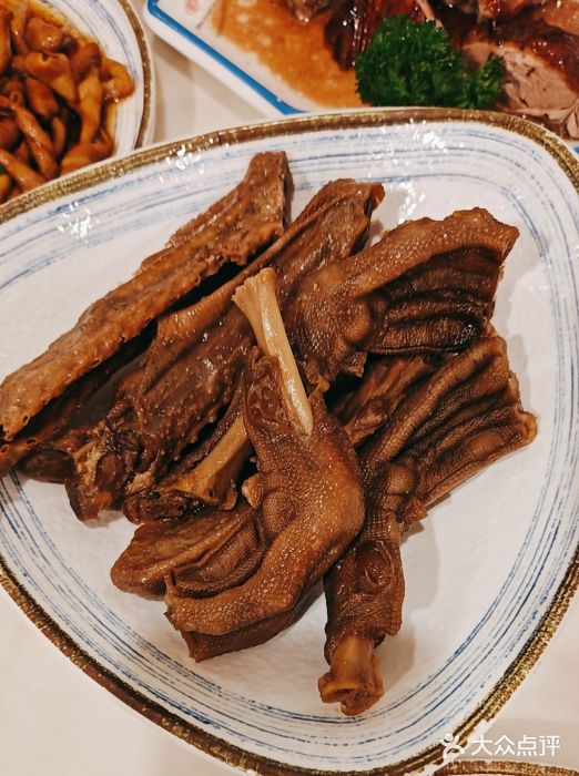 鹅掂·大岭山烧鹅图片
