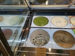 -哈根达斯(芳圆里店)