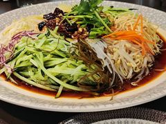-老码头黑皮肘子锅包肉熏酱水饺(文政街店)