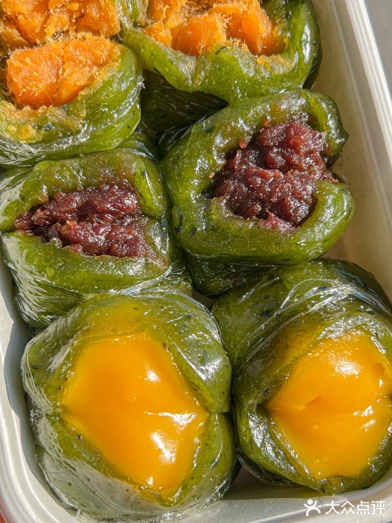 又到吃青团的季节了！一个3r好划算