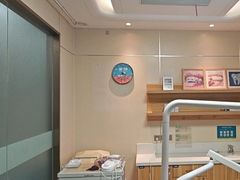-上海仁爱医院口腔科 · 种植