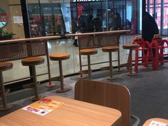 大堂-麦当劳(津南吾悦广场店)