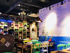 -小小河边鱼(天润城店)