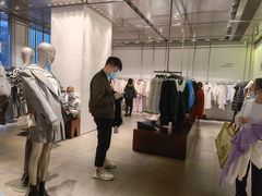 -URBAN REVIVO(深圳华润万象天地店)