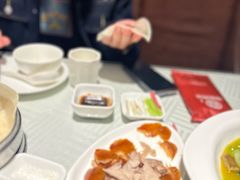 -湖庭壹品鸭王·传统北京烤鸭·别墅私房菜·庭院宵夜(江宁店)