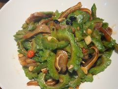 -黄泥岗·地道湖北菜(奥特莱斯店)