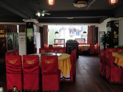 -东方之猪四更烤乳猪(金垦总店)