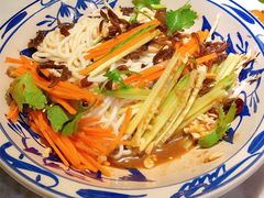 鸡丝凉米线-云海肴·汽锅鸡·云南菜(美罗城店)