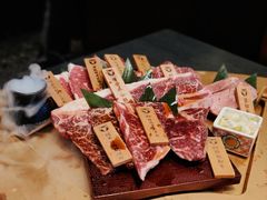 -铭牛烧肉·和牛海鲜自助(高新月牙湖店)
