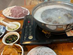 -华哥新鲜猪精品美食