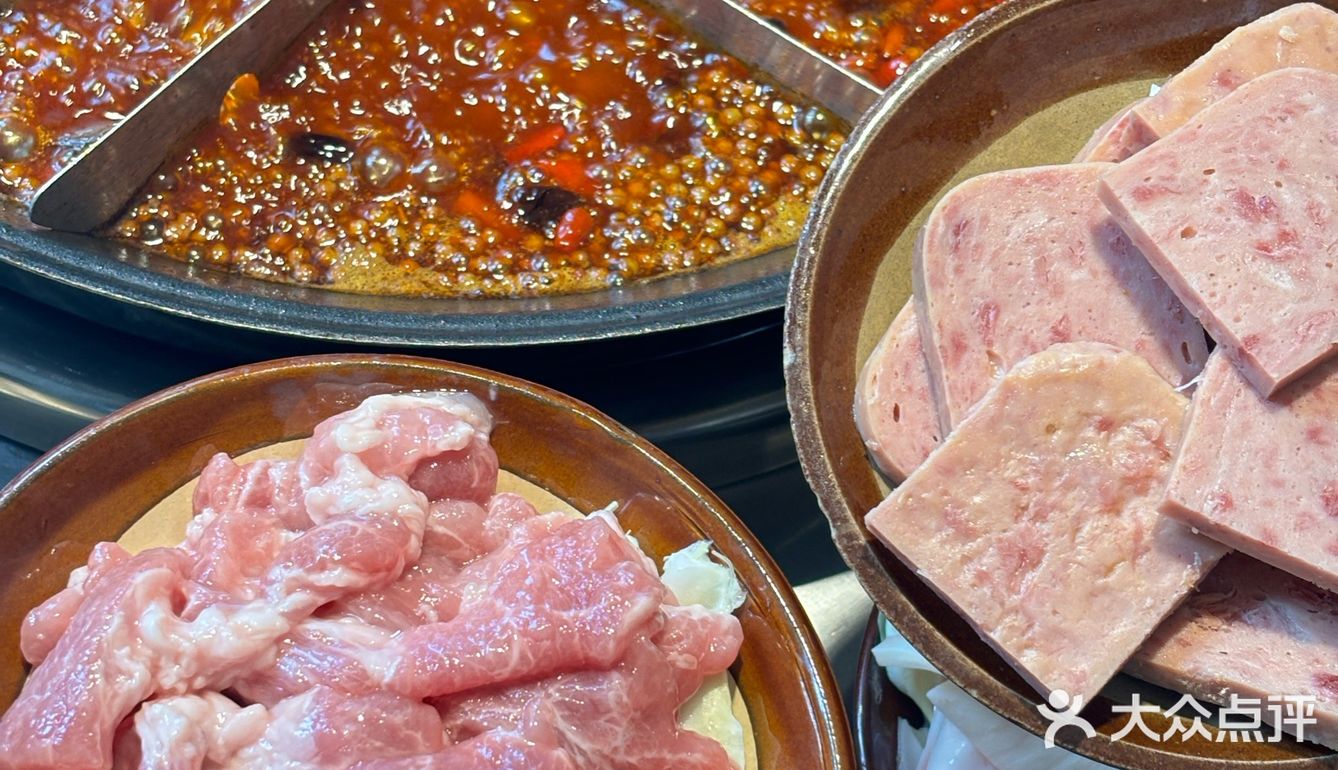 这家咕噜咕噜的火锅让人太有食欲了！！