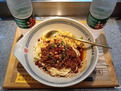 -呼啦面馆·头牌豌杂面(建新东路店)