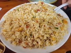 -休记光头香辣蟹干锅(绵竹店)