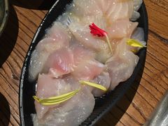 -老牌坊云南鱼豆花火锅(嵩山店)