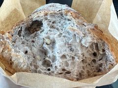 小什果仁包-白天鹅宾馆·美食屋