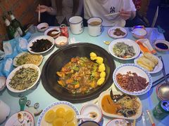 -鱼窝棚柴火铁锅炖(富山屯店)