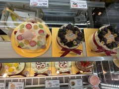 -花花卷卷·鲜食蛋糕(静安久光百货店)