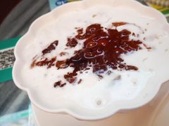 椰汁银耳桃胶羹-甜津美