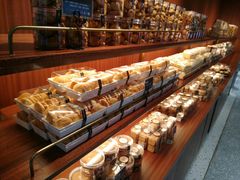 面包甜点陈列柜-丁香西饼屋(桂林路店)