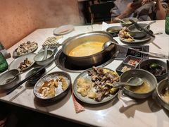 -喃喃椰·糟粕醋·椰子鸡火锅(七堡花园店)