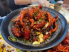 -肥肥虾庄·金牌油焖大虾(首义路店)