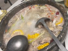 -墨脱石锅椰子鸡•香草鸭•东山羊(大东海店)