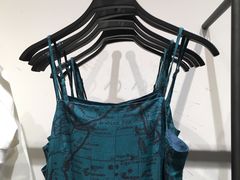 -URBAN REVIVO(高德置地广场·春广场店)